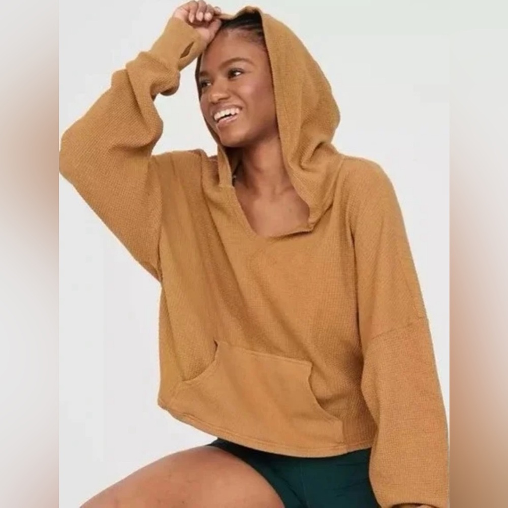 NWT Offline by Aerie Wow! Waffle Sweater